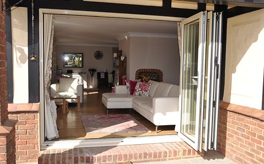 Aluminium bi-folding doors Leighton Buzzard