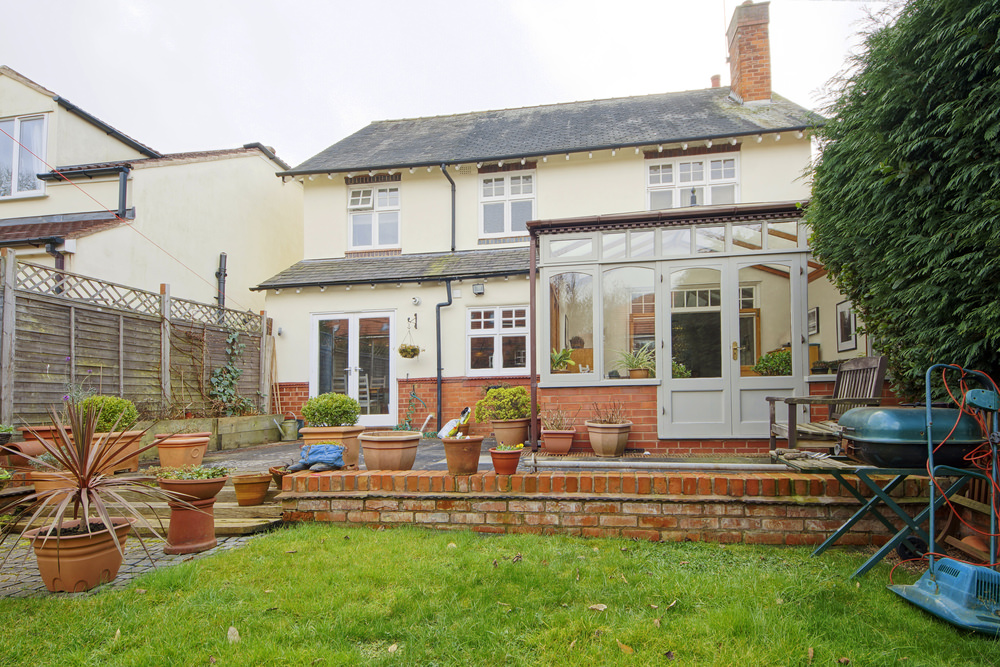 p-shaped conservatory leighton buzzard